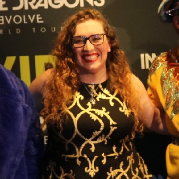 Meet your Posher, Alesia - Picture 4 of 5